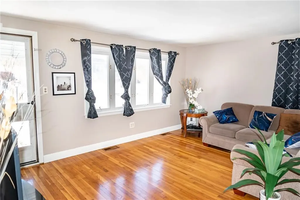 139 Flora Avenue Woonsocket RI 02895
