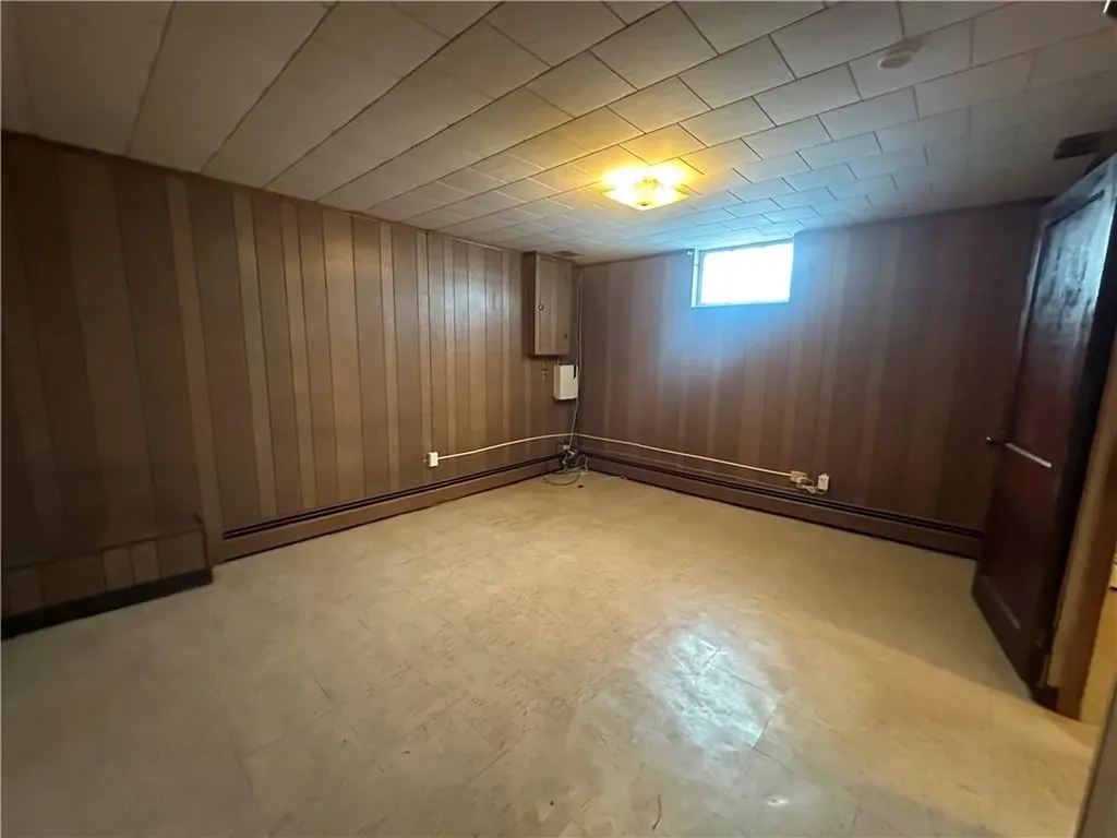 106 Argol Street Providence RI 02904