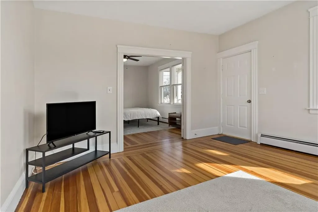 106 Argol Street Providence RI 02904