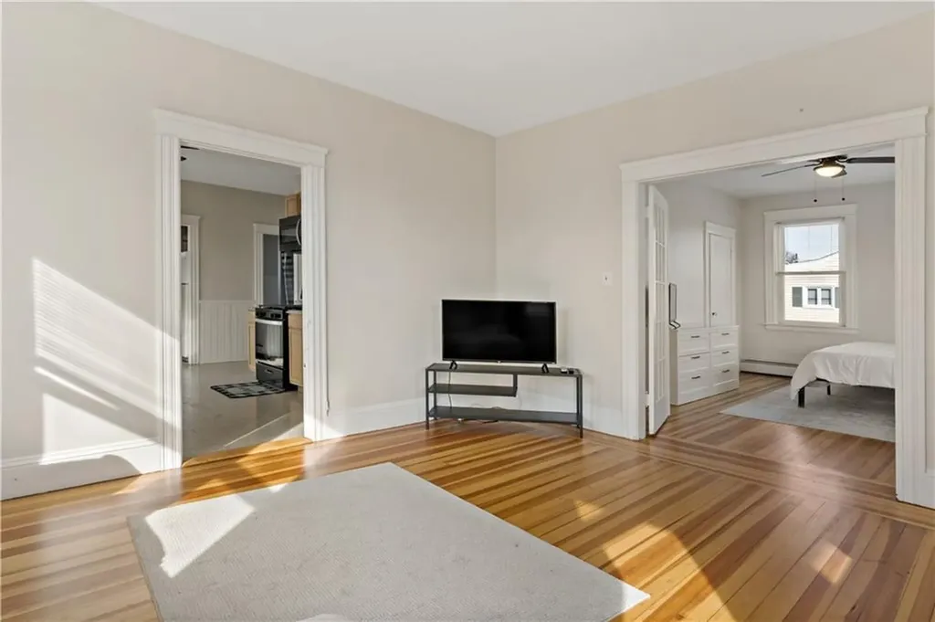 106 Argol Street Providence RI 02904