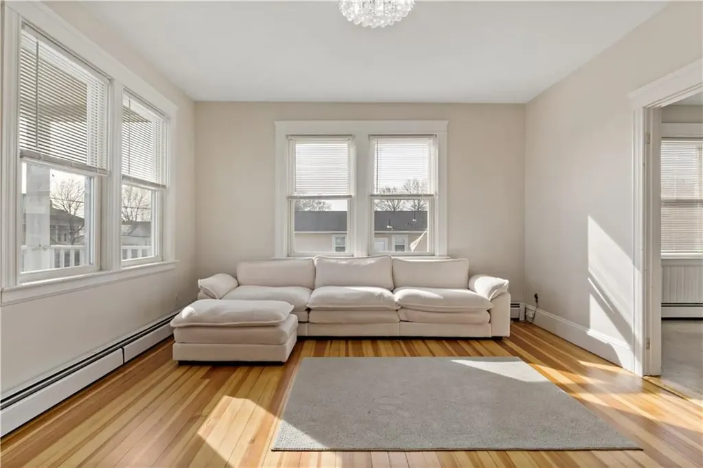 106 Argol Street Providence RI 02904