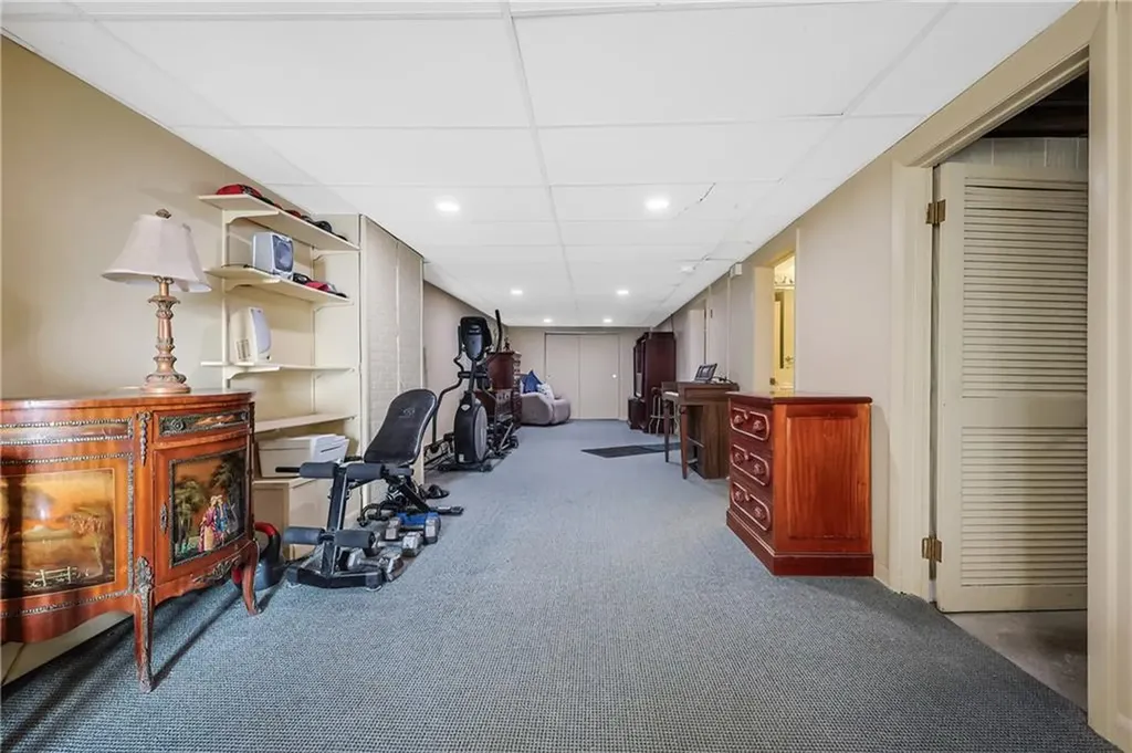 6 Corte Real Drive Bristol RI 02809