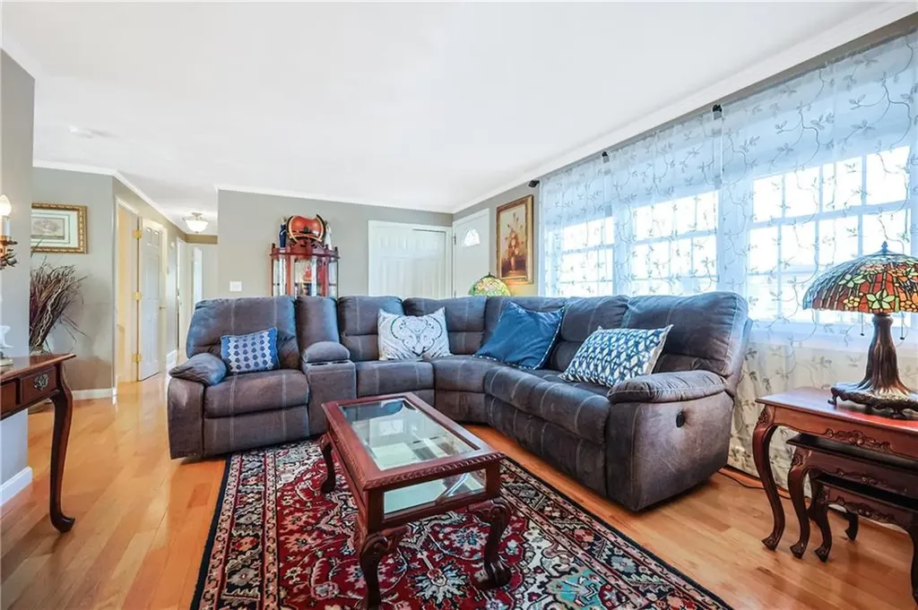 6 Corte Real Drive Bristol RI 02809