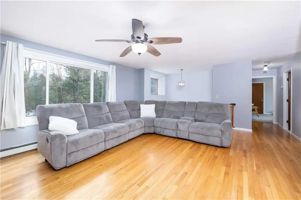 35 Dolly Pond Road Exeter RI 02822