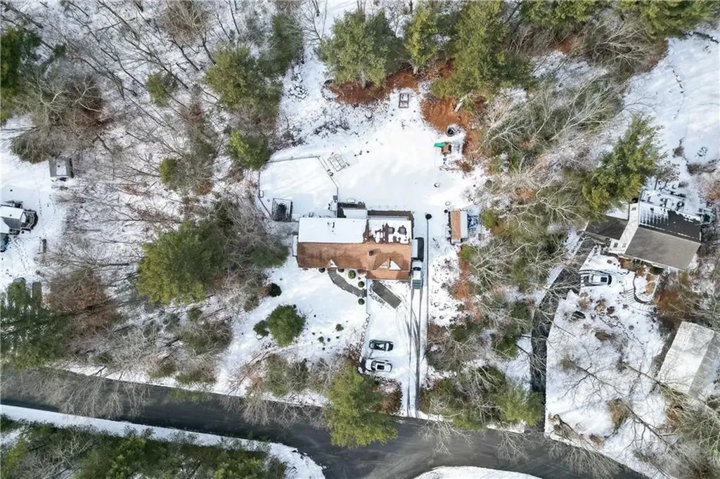 35 Dolly Pond Road Exeter RI 02822
