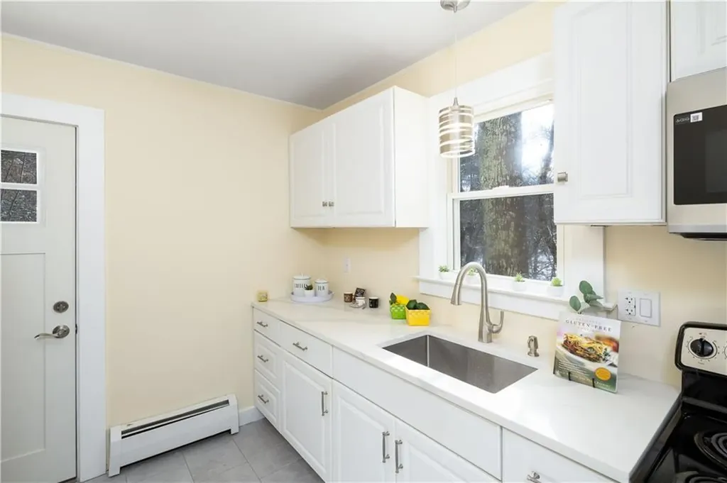 139 A Foster Center Road Foster RI 02825
