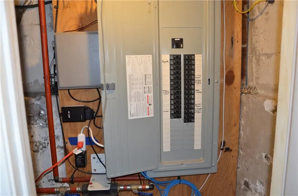 254 Byron Boulevard Warwick RI 02888