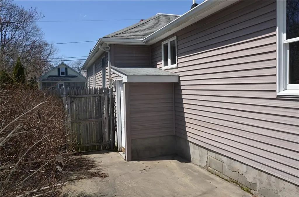 254 Byron Boulevard Warwick RI 02888