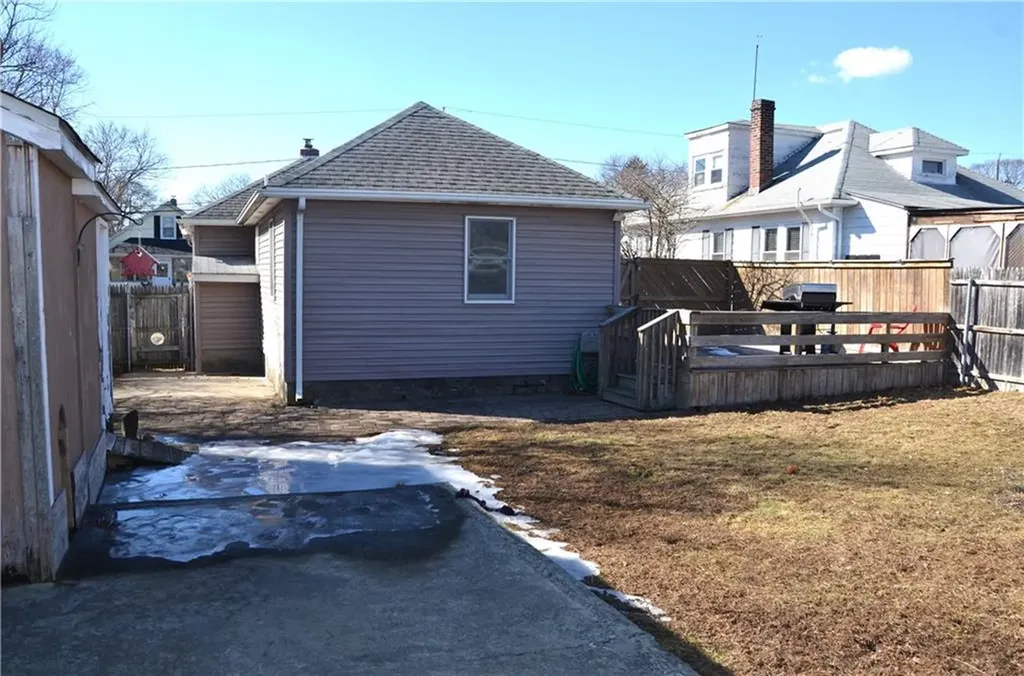 254 Byron Boulevard Warwick RI 02888