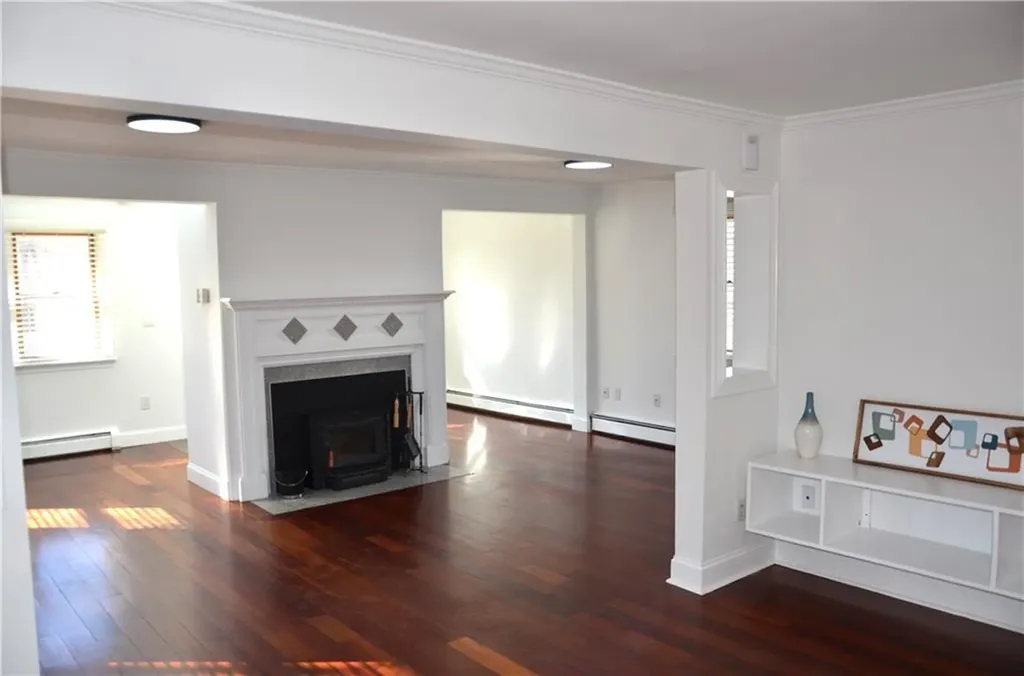 254 Byron Boulevard Warwick RI 02888