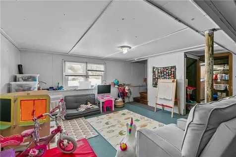 36 Wilkey Avenue Portsmouth RI 02871