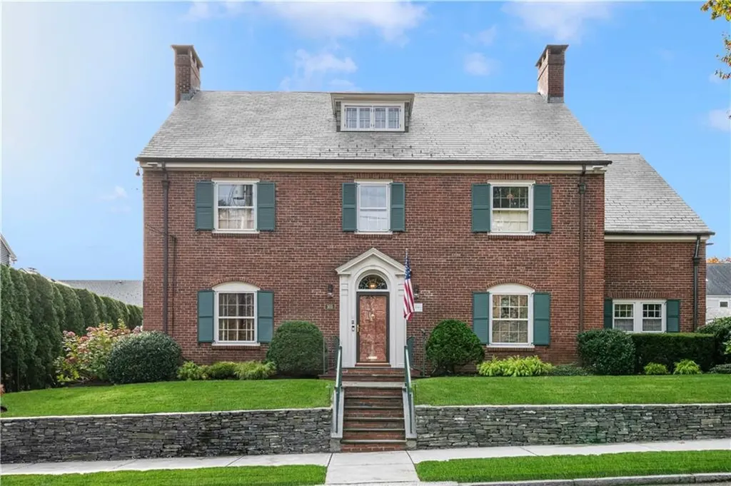 303 Laurel Avenue Providence RI 02906