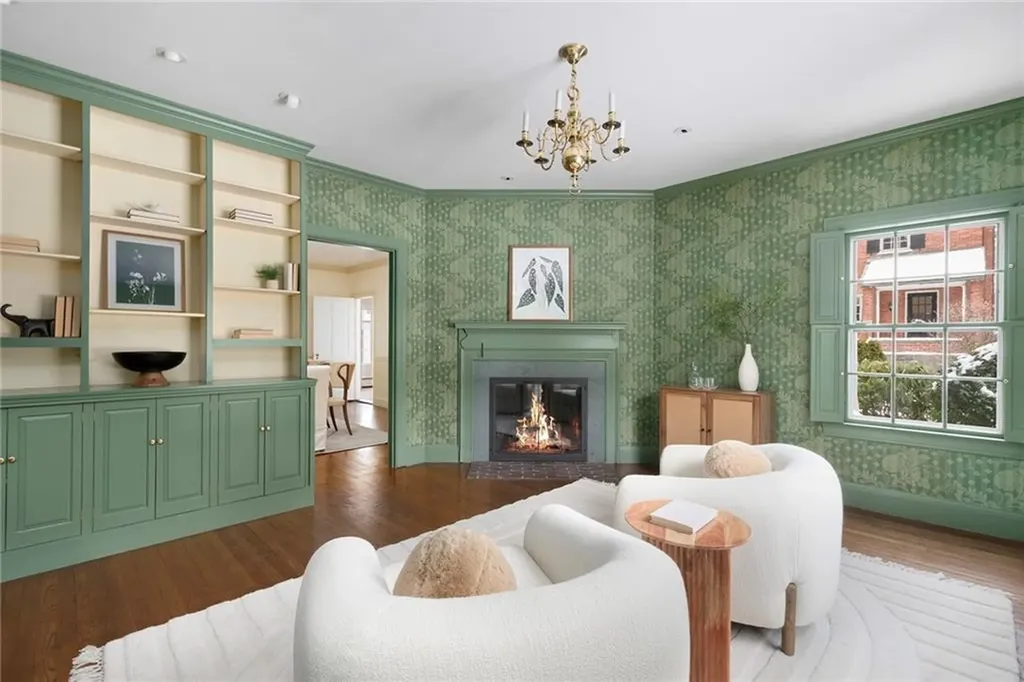 303 Laurel Avenue Providence RI 02906