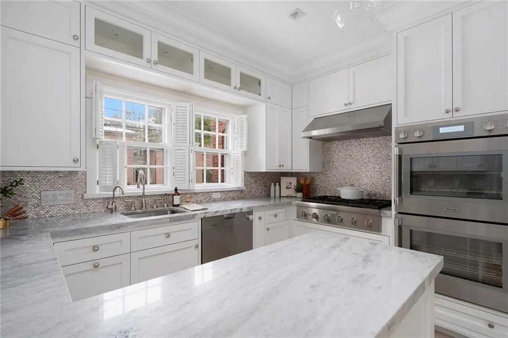 303 Laurel Avenue Providence RI 02906