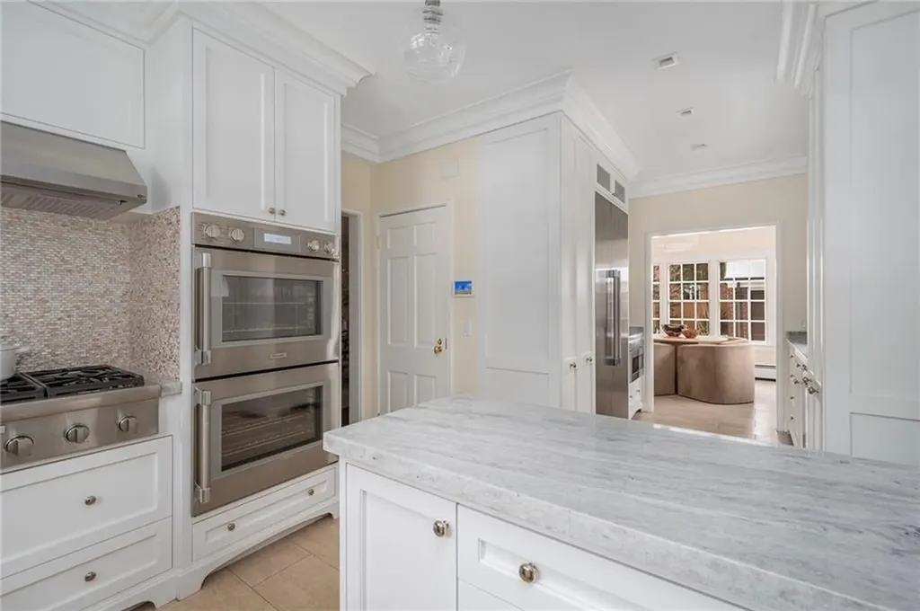 303 Laurel Avenue Providence RI 02906