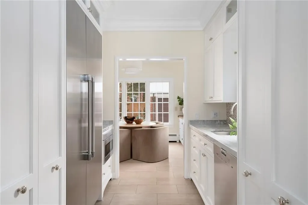 303 Laurel Avenue Providence RI 02906