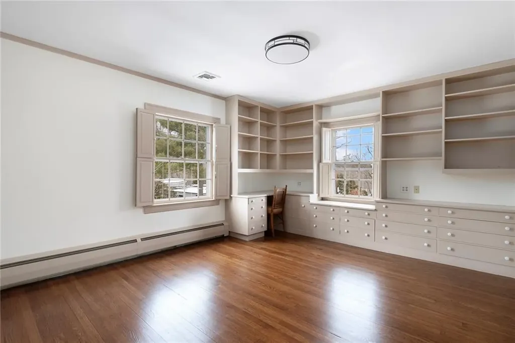303 Laurel Avenue Providence RI 02906