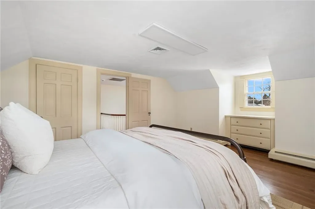 303 Laurel Avenue Providence RI 02906