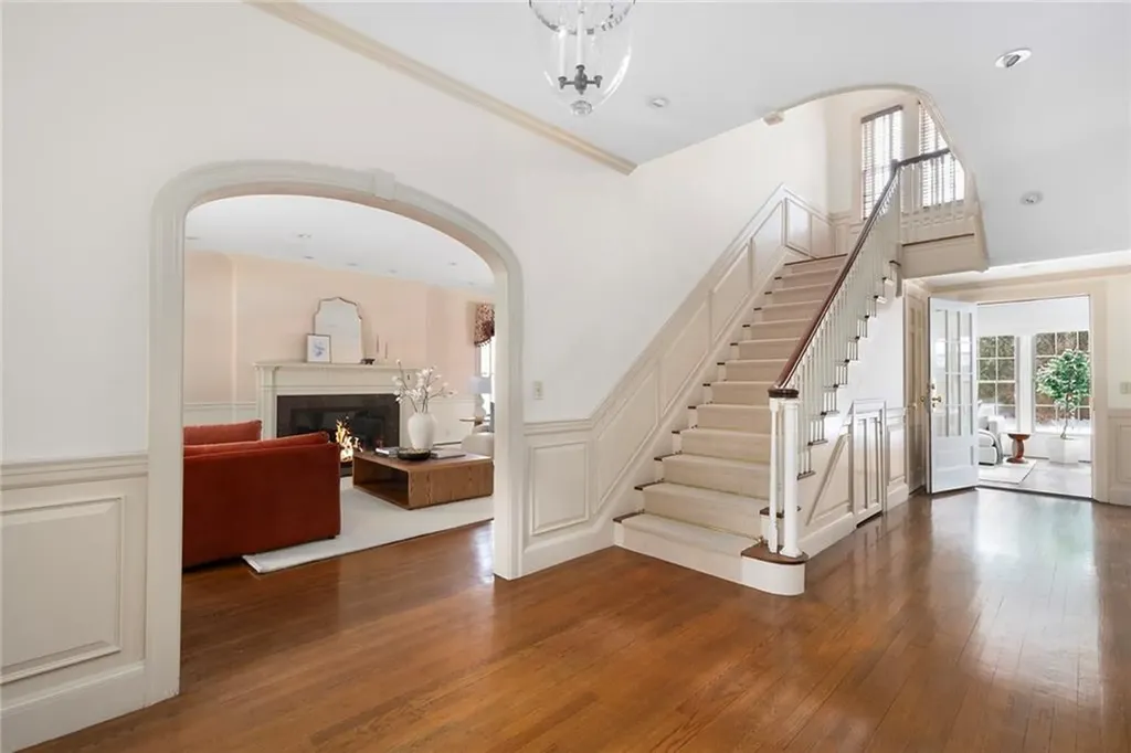 303 Laurel Avenue Providence RI 02906