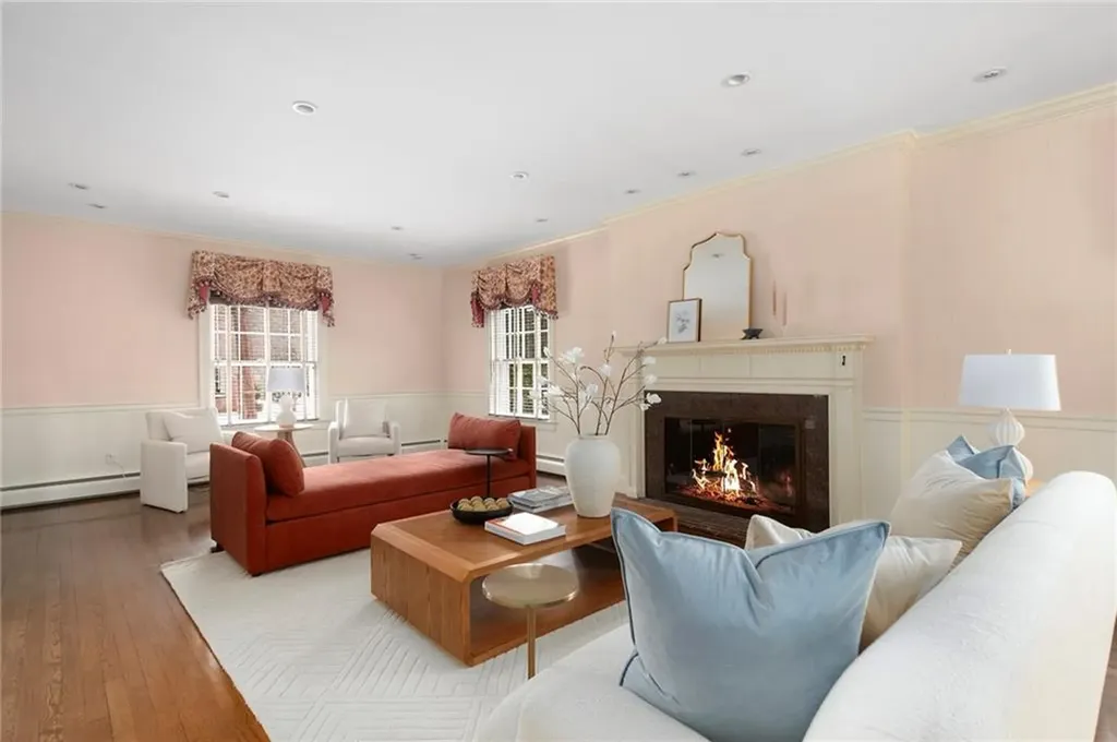 303 Laurel Avenue Providence RI 02906