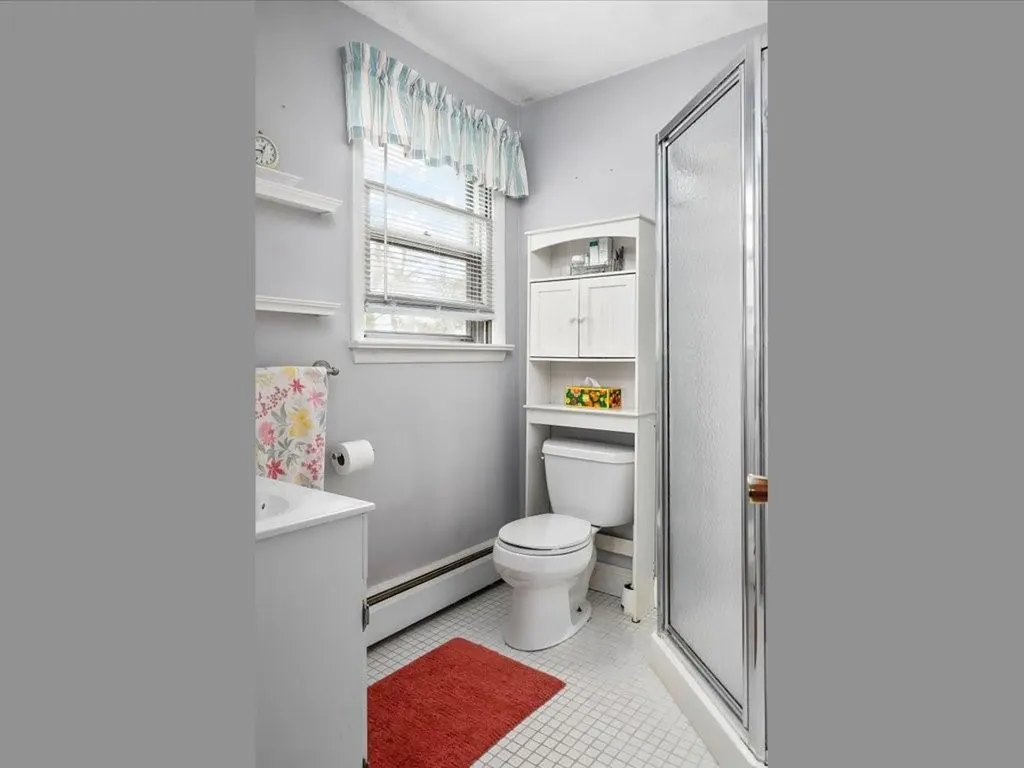 38 Old Post Road Westerly RI 02891