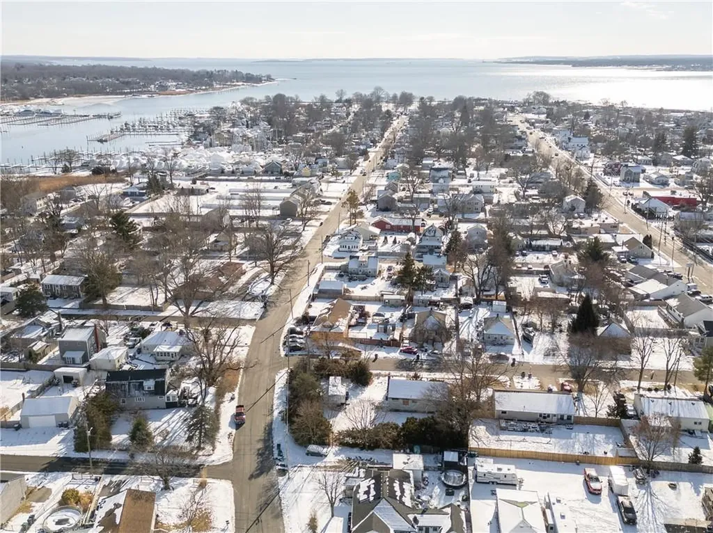 7 Holt Street Warwick RI 02889