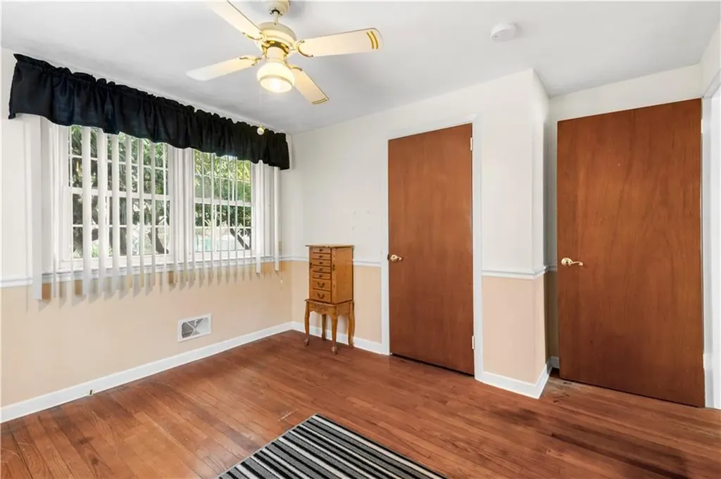 3 Hope Avenue Warwick RI 02889