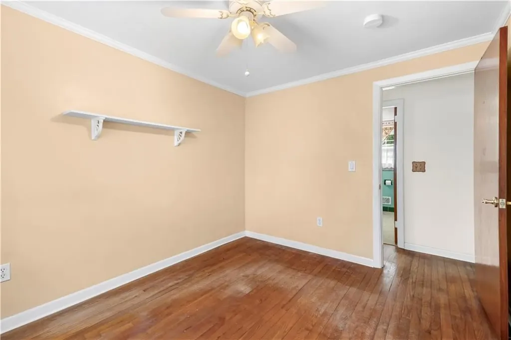 3 Hope Avenue Warwick RI 02889