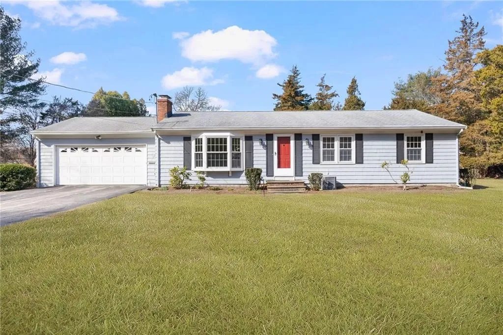 97 Arrow Lane North Kingstown RI 02852