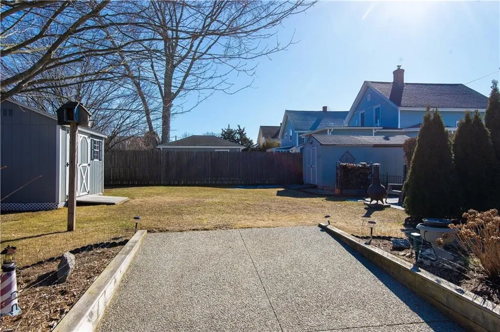 46 Smith Street East Providence RI 02915