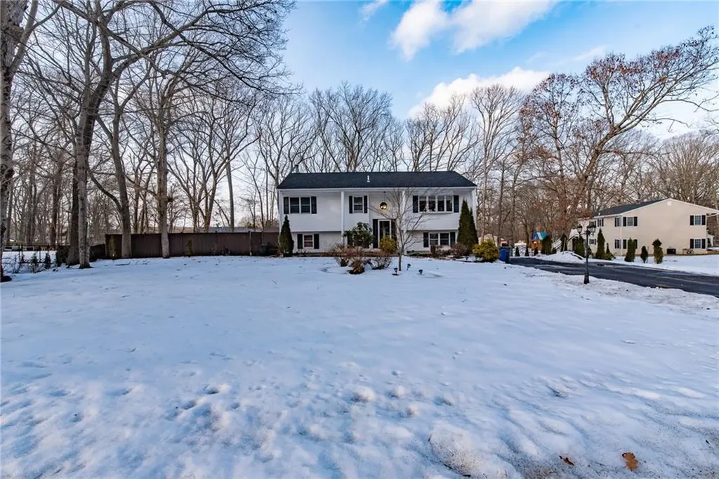 0 1 1/2 Apple Tree Lane Johnston RI 02919