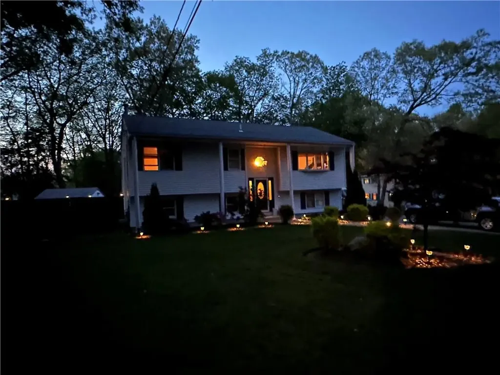 0 1 1/2 Apple Tree Lane Johnston RI 02919