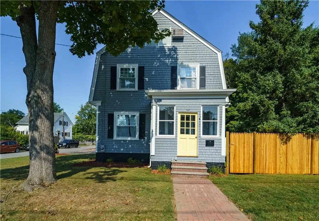 187 Jefferson Street Warwick RI 02888