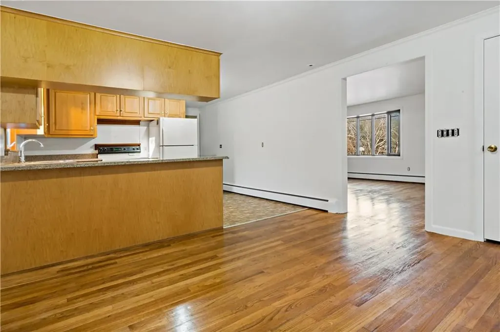 28 Sheltra Avenue Coventry RI 02816