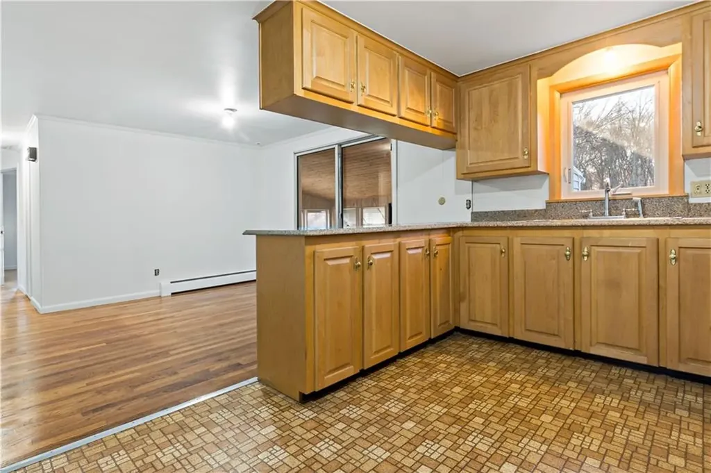 28 Sheltra Avenue Coventry RI 02816