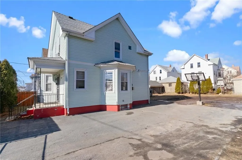 145 Benedict Street Providence RI 02909