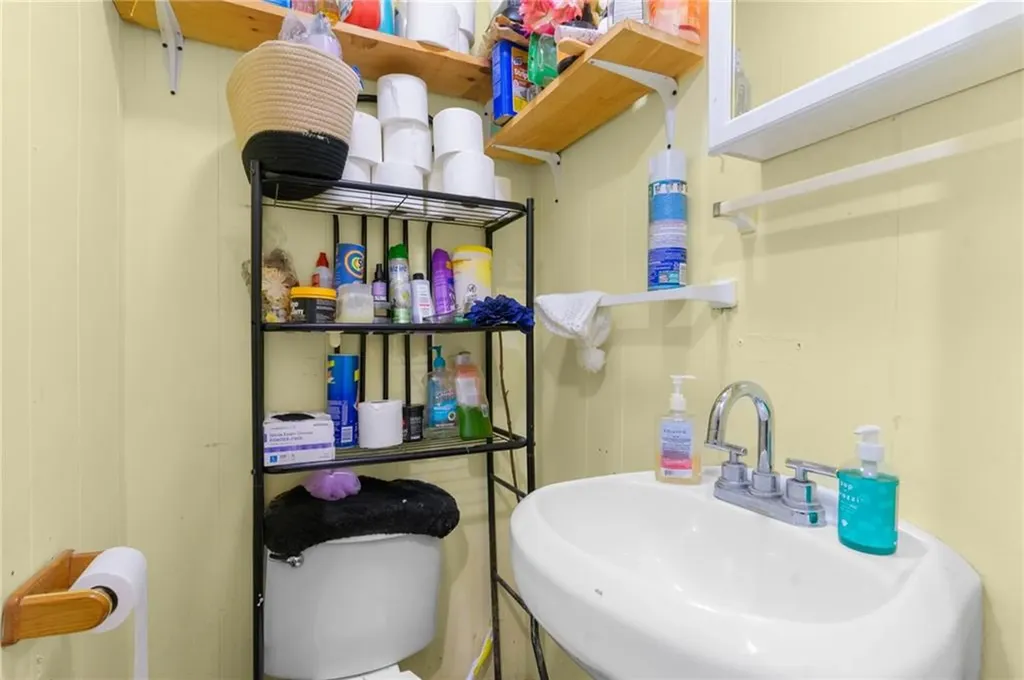 145 Benedict Street Providence RI 02909