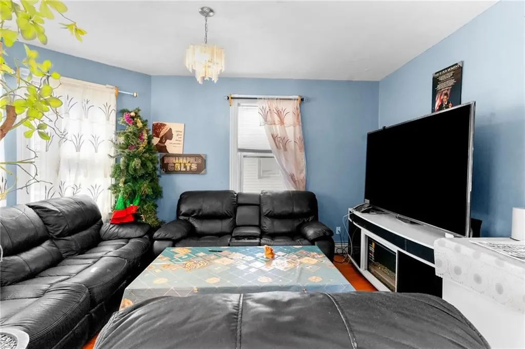 145 Benedict Street Providence RI 02909