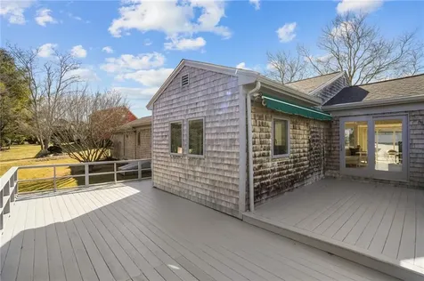 25 Tobin Lane Bristol RI 02809