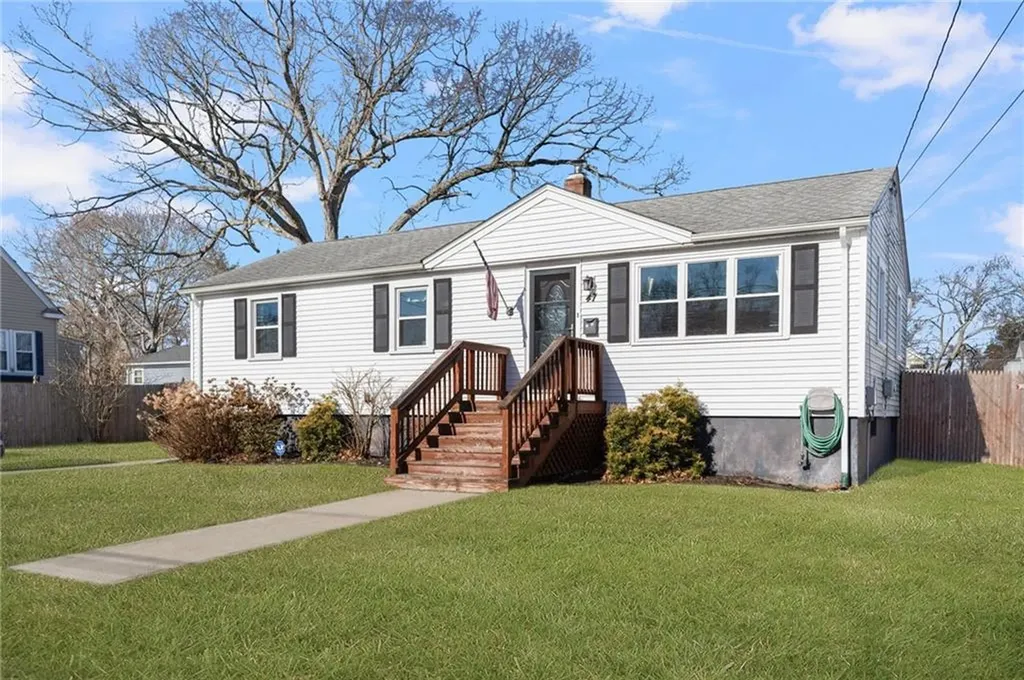 47 Arlee Street Warwick RI 02889