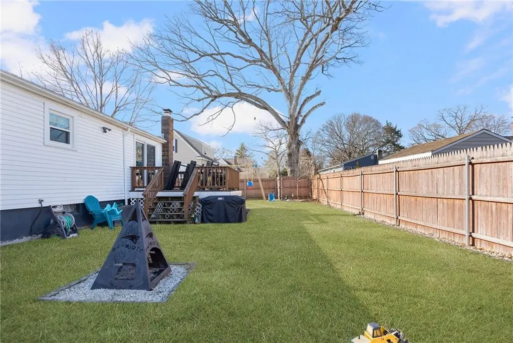 47 Arlee Street Warwick RI 02889