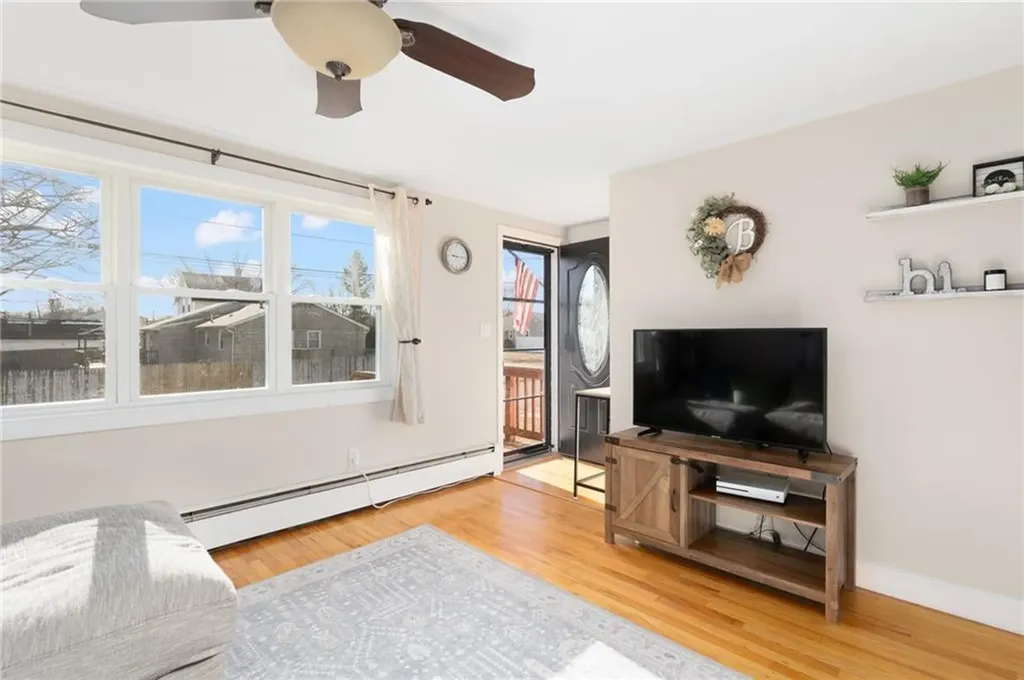 47 Arlee Street Warwick RI 02889