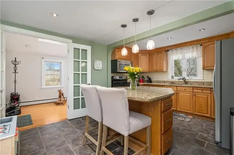 80 Willett Avenue East Providence RI 02915