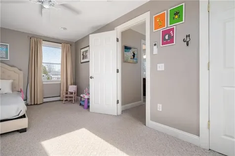 80 Willett Avenue East Providence RI 02915