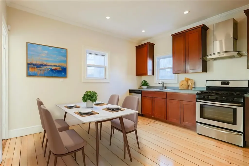 43 Knowles Street Providence RI 02906
