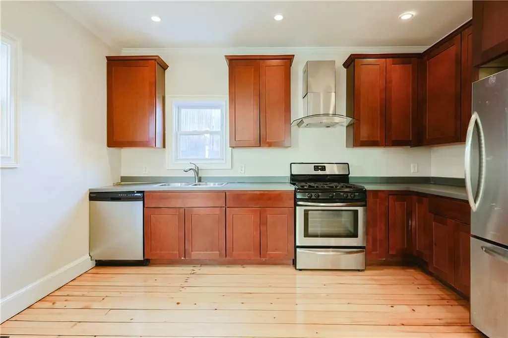 43 Knowles Street Providence RI 02906