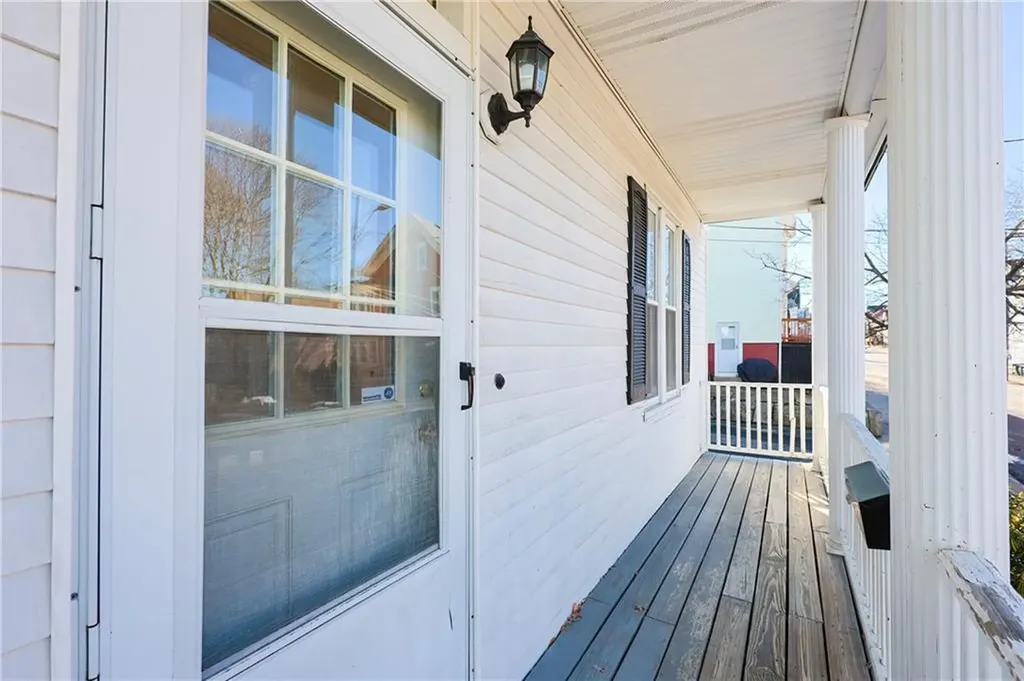 43 Knowles Street Providence RI 02906