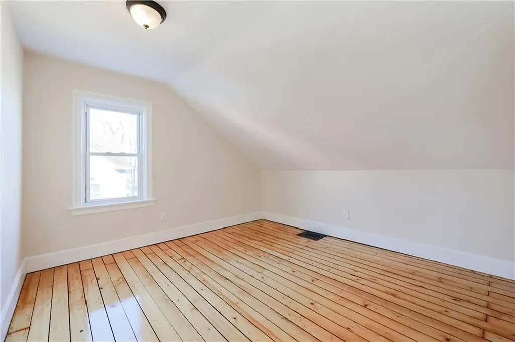 43 Knowles Street Providence RI 02906