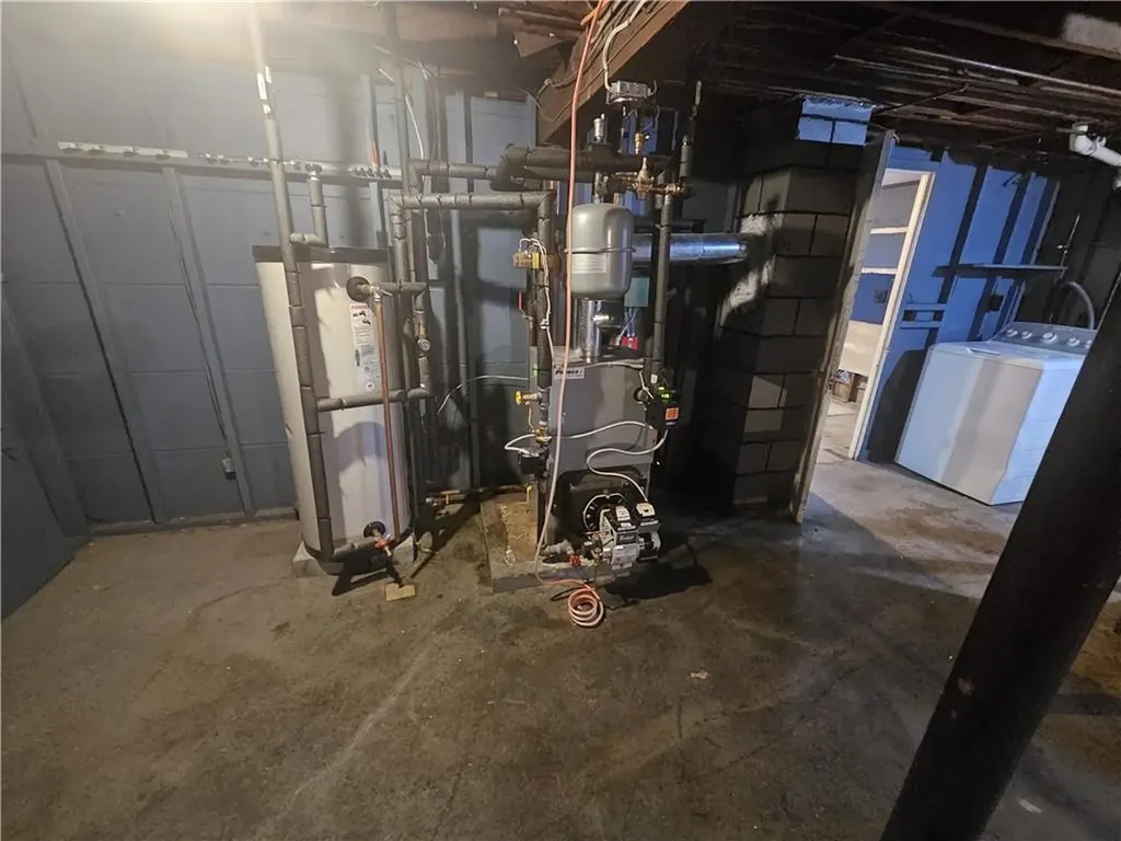 96 Adelaide Avenue Warwick RI 02886