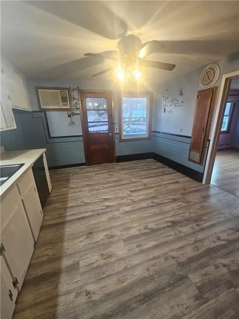 96 Adelaide Avenue Warwick RI 02886